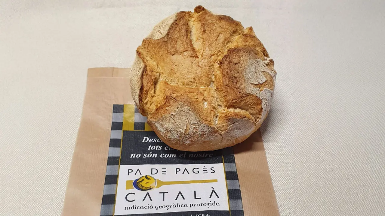 El Forn Sistar&eacute; i el seu pa de pag&egrave;s guanyador. Imatge fornsistare.com