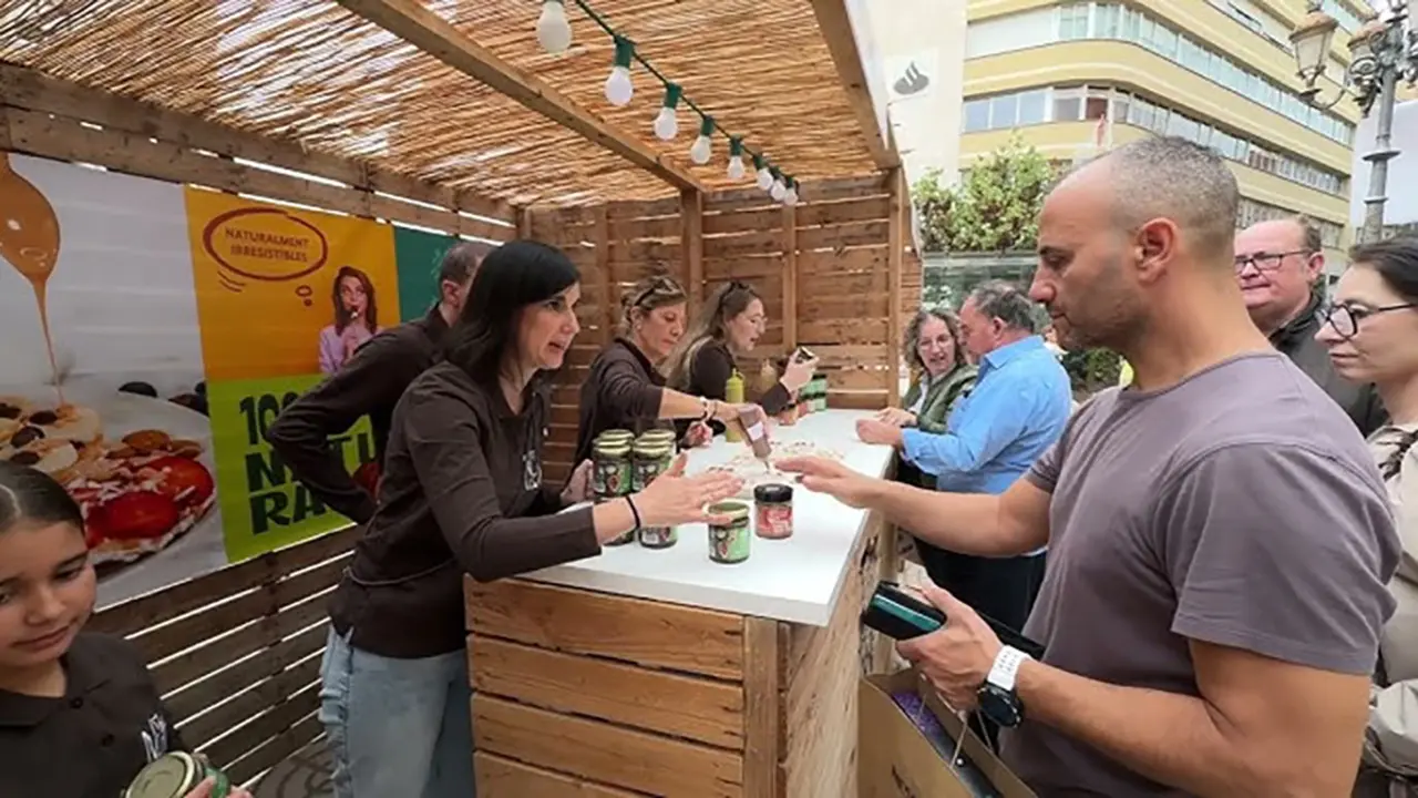 Temps d&rsquo;Avellana a la pla&ccedil;a del Prim: p&uacute;blic, tastos i exhibicions a Reus (25/10/2025)