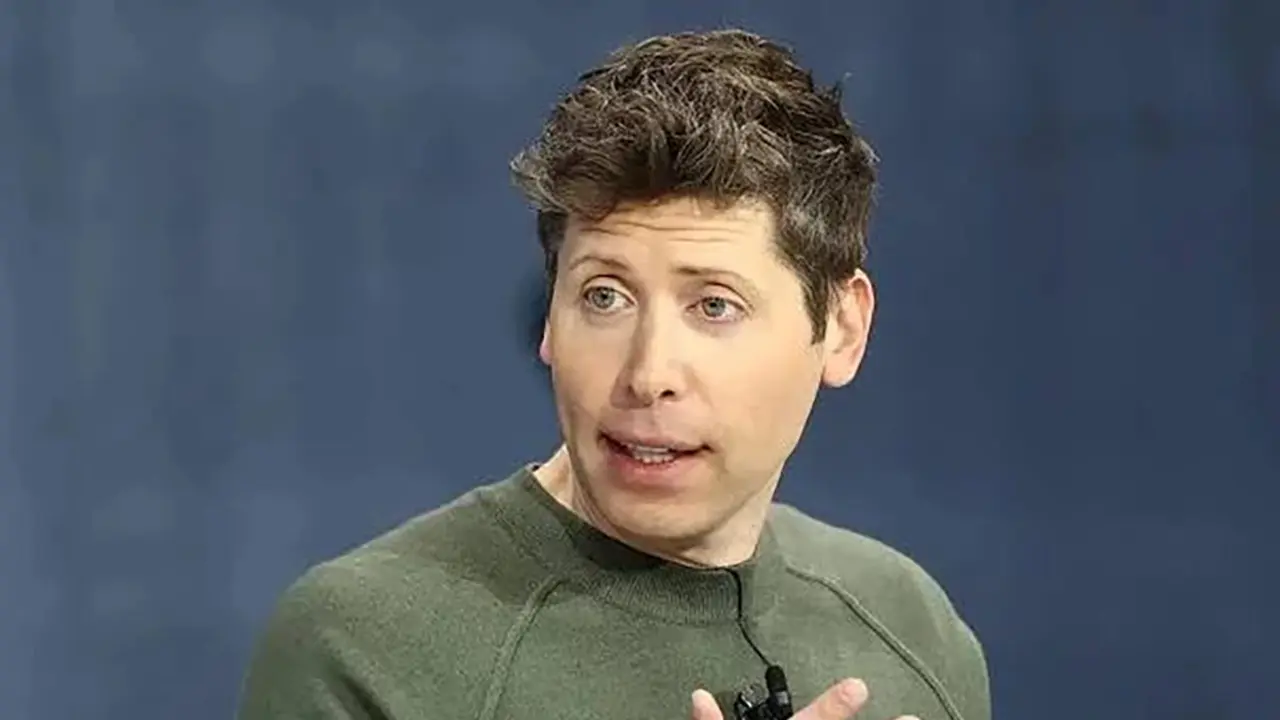 Sam Altman, CEO d&rsquo;OpenAI, durant una entrevista parlant de la responsabilitat moral de la intel&middot;lig&egrave;ncia artificial