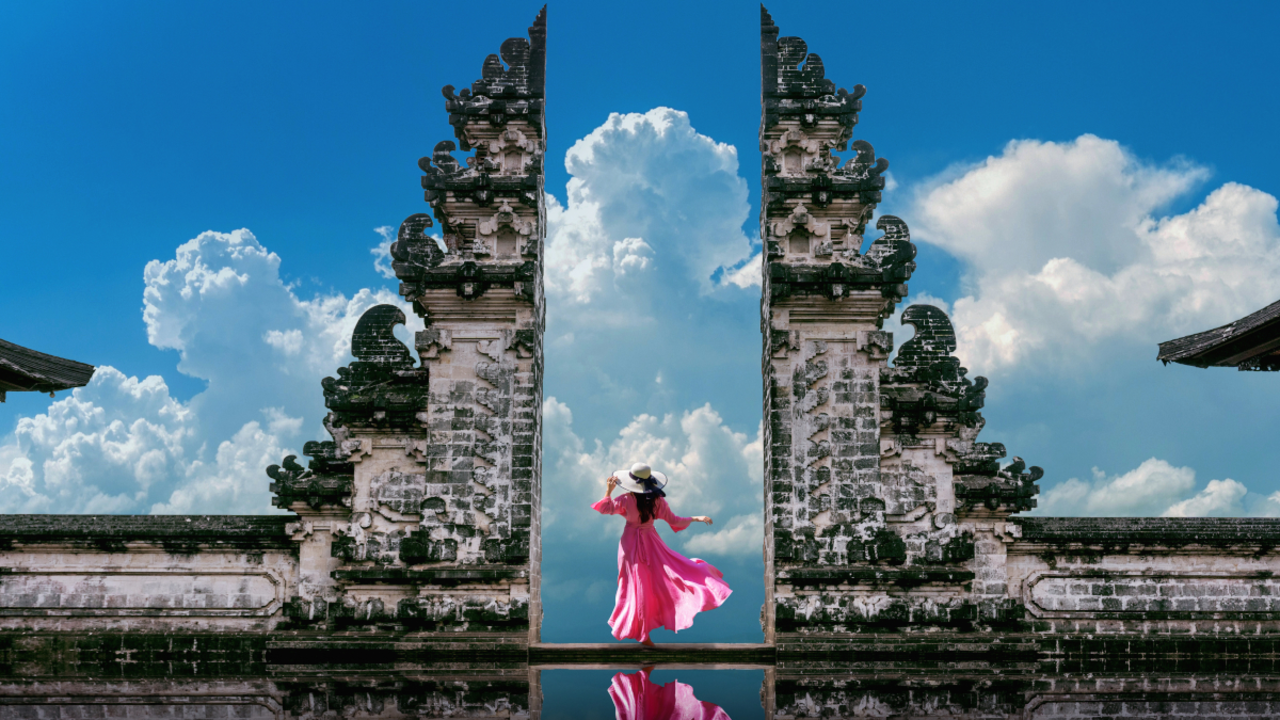 Temple de Lempuyang Luhur a Bali indonesia. Foto de Freepik