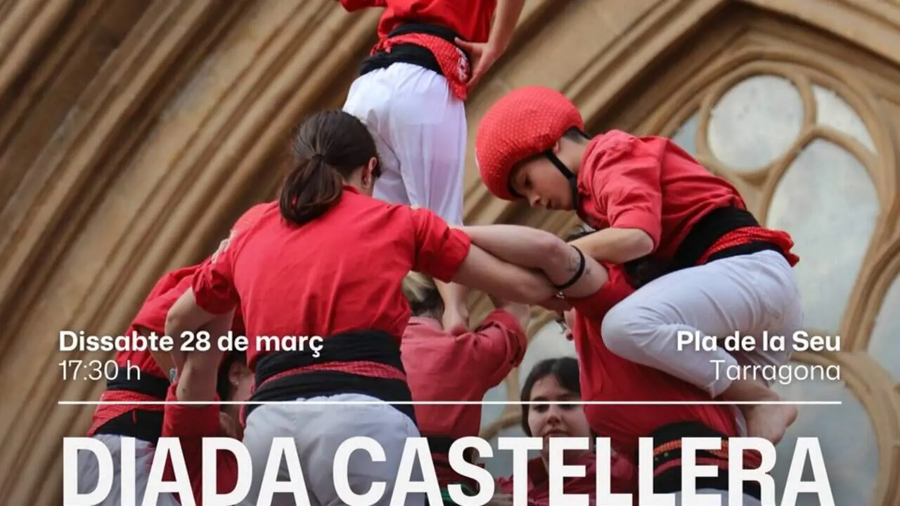 La Colla Joves preparant-se per actuar amb energia a la diada de la Colla Sant Pere i Sant Pau dissabte