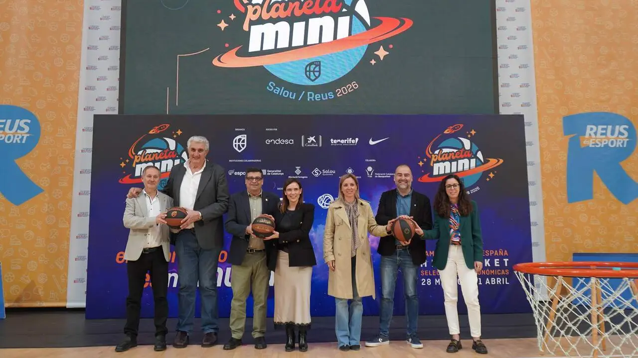 Joves jugadors de minib&agrave;squet competint al Campionat Planeta Mini 2026 al Pavell&oacute; Ol&iacute;mpic Municipal de Reus i Salou