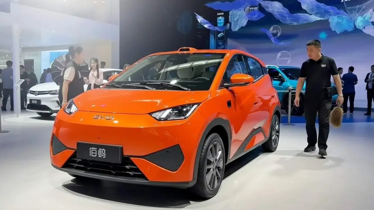  BYD renova el seu cotxe el&egrave;ctric m&eacute;s assequible amb 505 km d'autonomia i nova tecnologia avan&ccedil;ada &mdash; Imagen generada por IA 