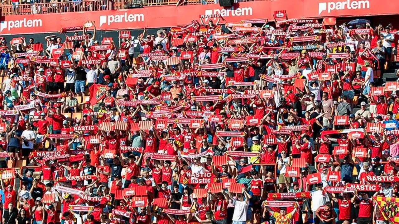  Partit clau dem&agrave; entre N&agrave;stic de Tarragona i Sevilla Atl&eacute;tico amb tota la preparaci&oacute; i emoci&oacute; a punt &mdash; Imagen de la Fuente 