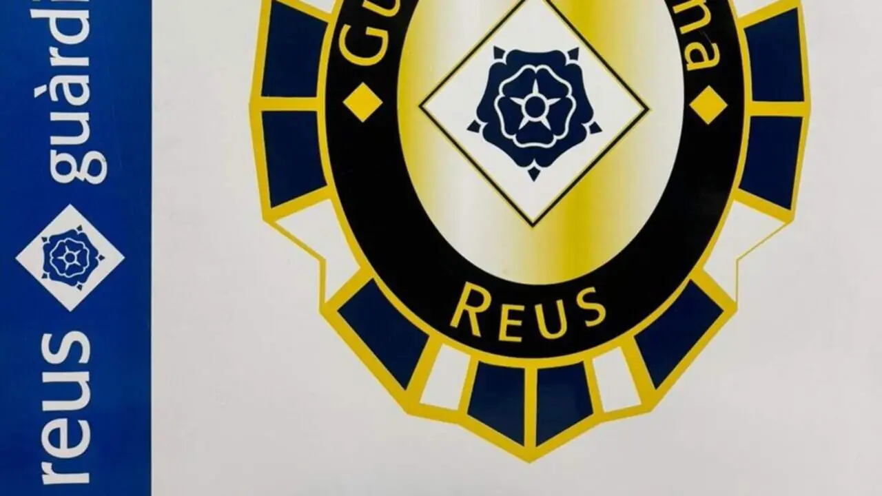  Detenci&oacute; a Reus per venda de marihuana al carrer Benidorm durant un servei de control policial contra l&rsquo;incivisme &mdash; Imagen de la Fuente 