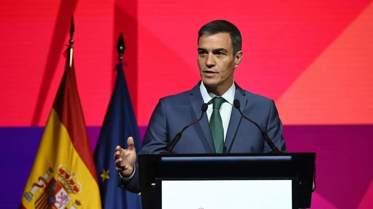 Pagament amb Bizum a botigues a partir de maig per a tots els espanyols amb seguretat i rapidesa &mdash; Imagen generada por IA 