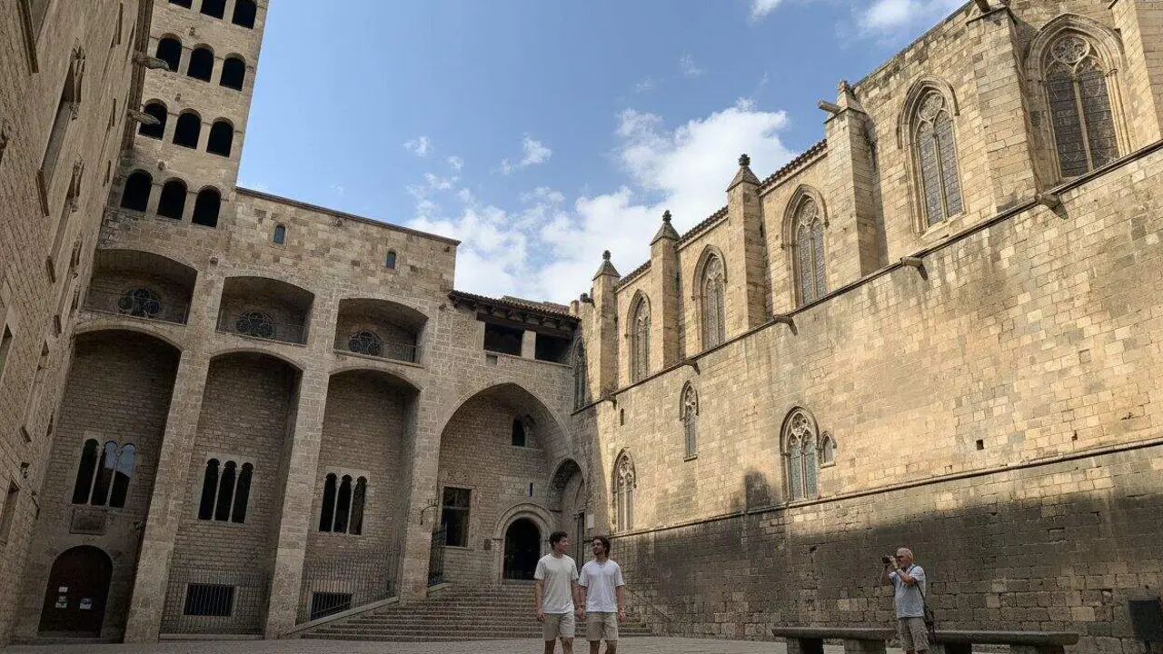 Barcelona_pla&ccedil;a_del_rei_