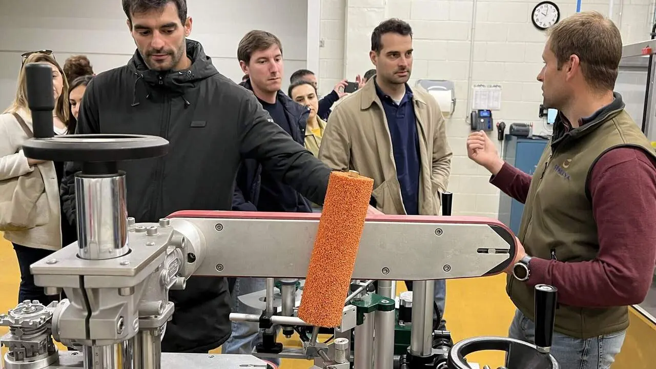  Microcredencials URV per potenciar compet&egrave;ncies i habilitats professionals de manera flexible i reconeguda &mdash; Imagen de la Fuente 
