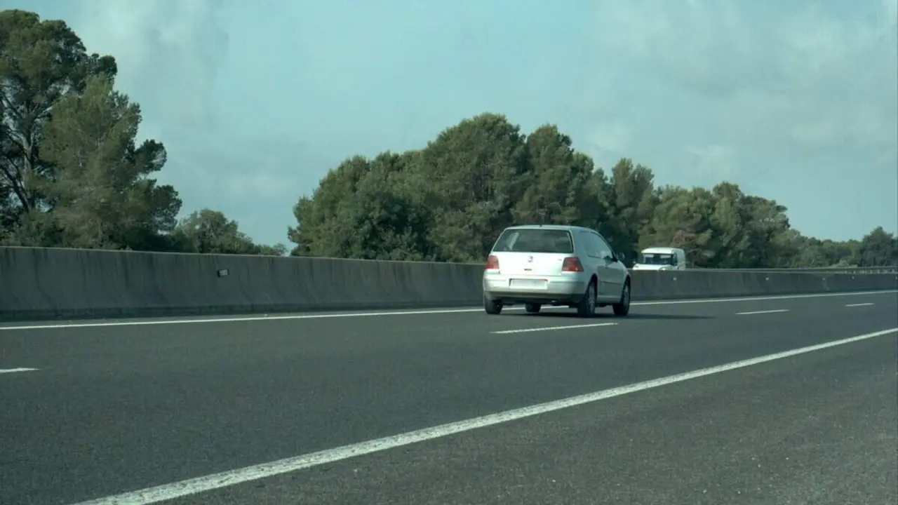  Control de velocitat a Miami Platja detecta conductor circulant a 173 km/h en tram limitat a 120 km/h &mdash; Imagen de la Fuente 