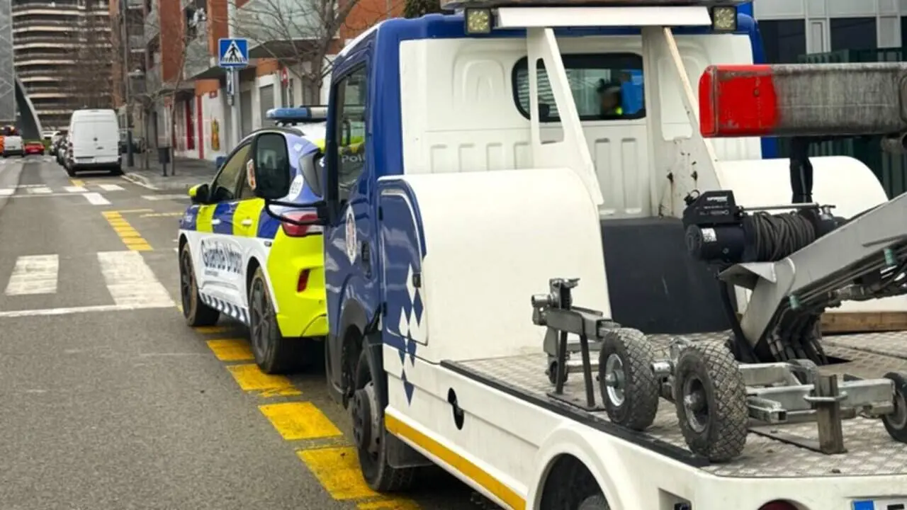  Nou dip&ograve;sit municipal de vehicles al Cam&iacute; Vel adjudicat per l&rsquo;Ajuntament per millorar la seguretat ciutadana &mdash; Imagen de la Fuente 