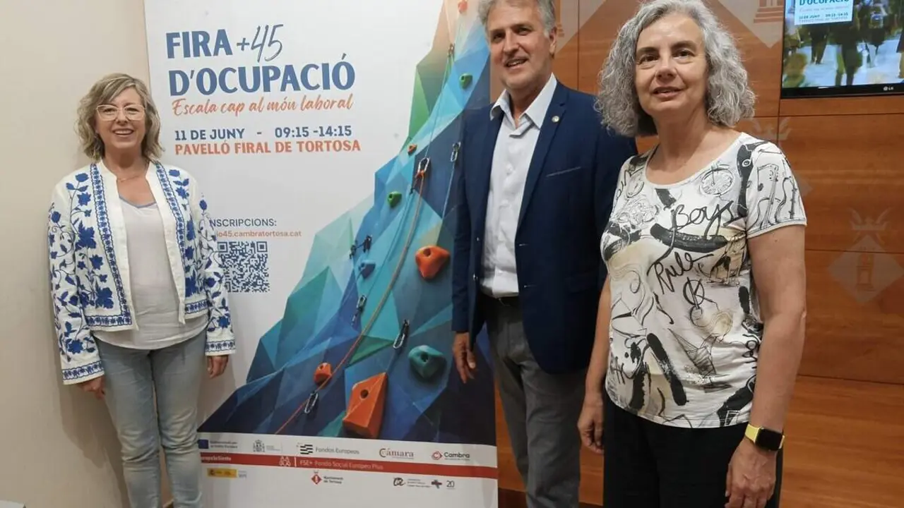 La Fira d'Ocupaci&oacute; +45 amb m&eacute;s de 40 empreses i la xerrada motivacional de l'alpinista &Ograve;scar Cadiach al pavell&oacute; de Remolins &mdash; Imagen de la Fuente