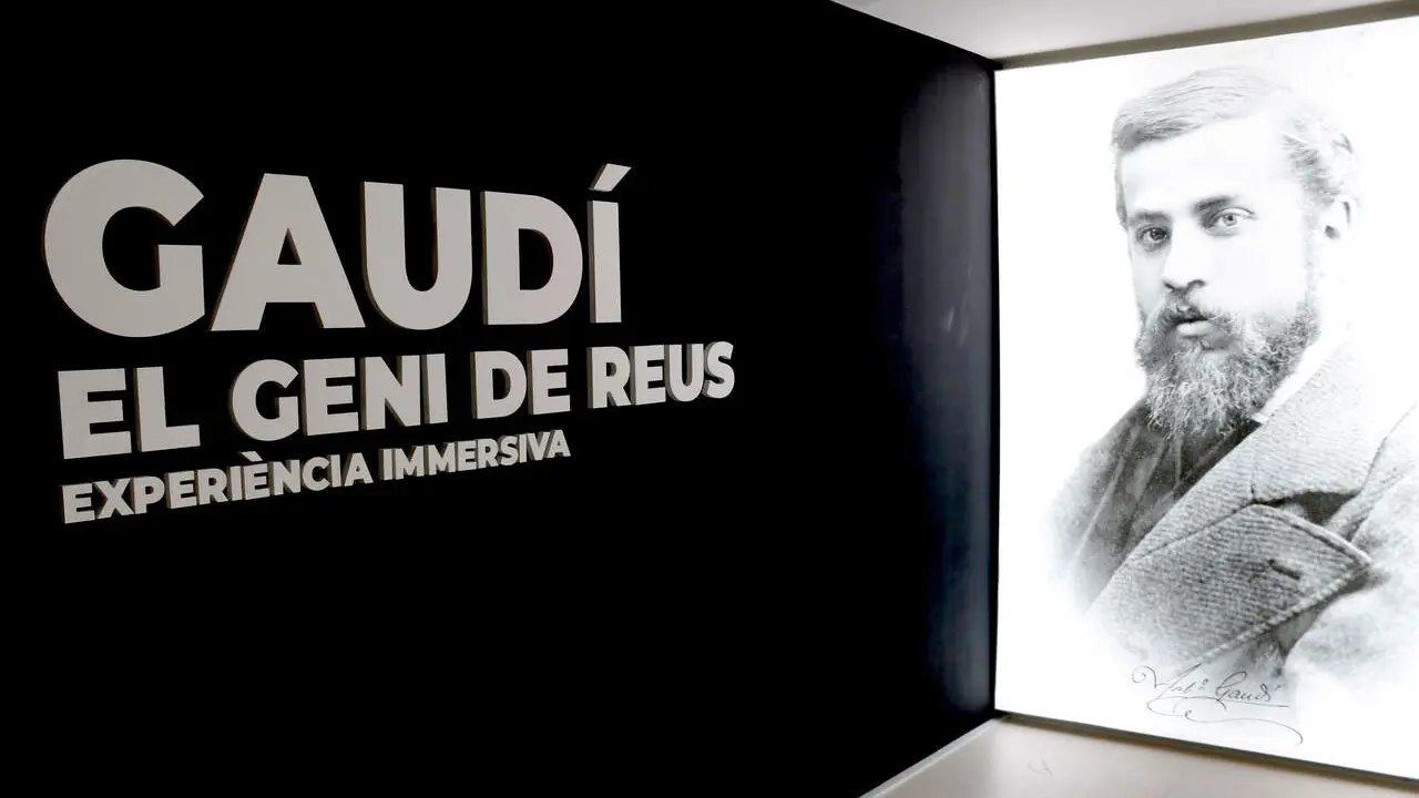 Interior de la nova sala immersiva del Gaud&iacute; Centre a Reus amb experi&egrave;ncies audiovisuals &uacute;niques sobre l'origen de Gaud&iacute; &mdash; Imagen de la fuente