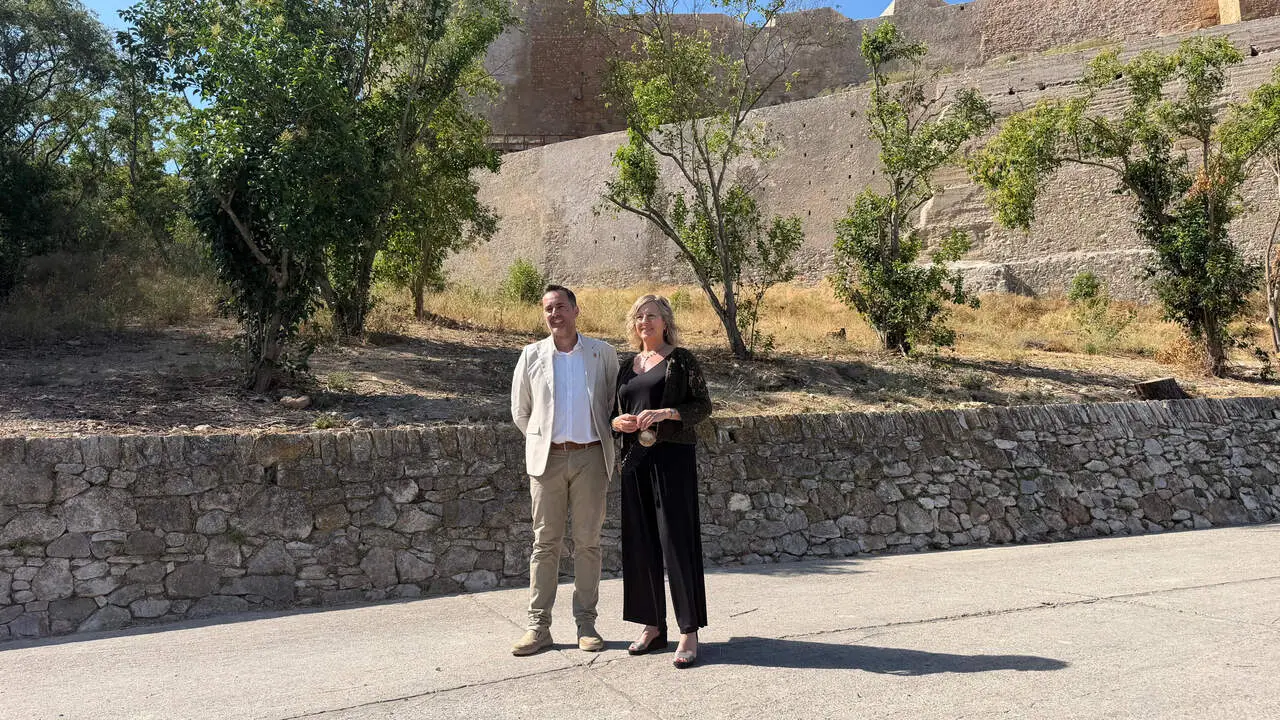 Imatge de la Festa del Renaixement de Tortosa amb activitats i rutes hist&ograve;riques per descobrir &mdash; Imagen de la Fuente