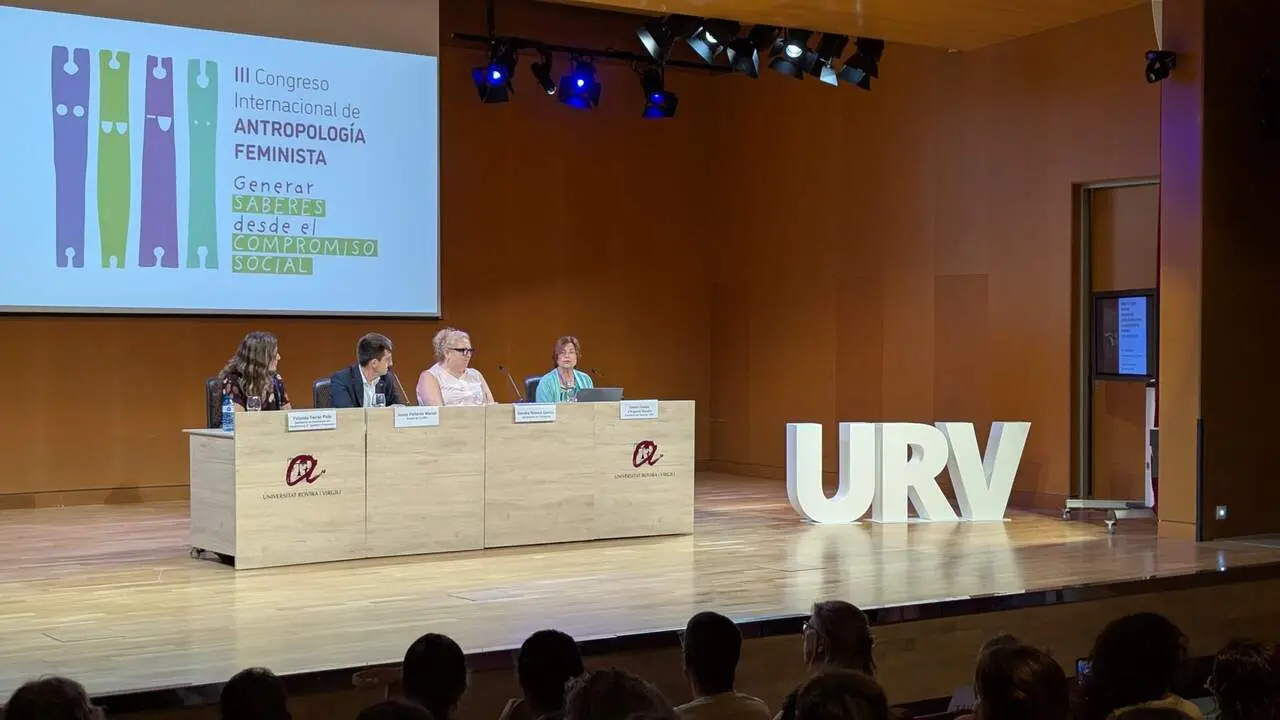  Congr&eacute;s sobre els grans reptes dels feminismes contemporanis amb m&eacute;s de 600 participants analitzant les claus actuals &mdash; Imagen de la Fuente 