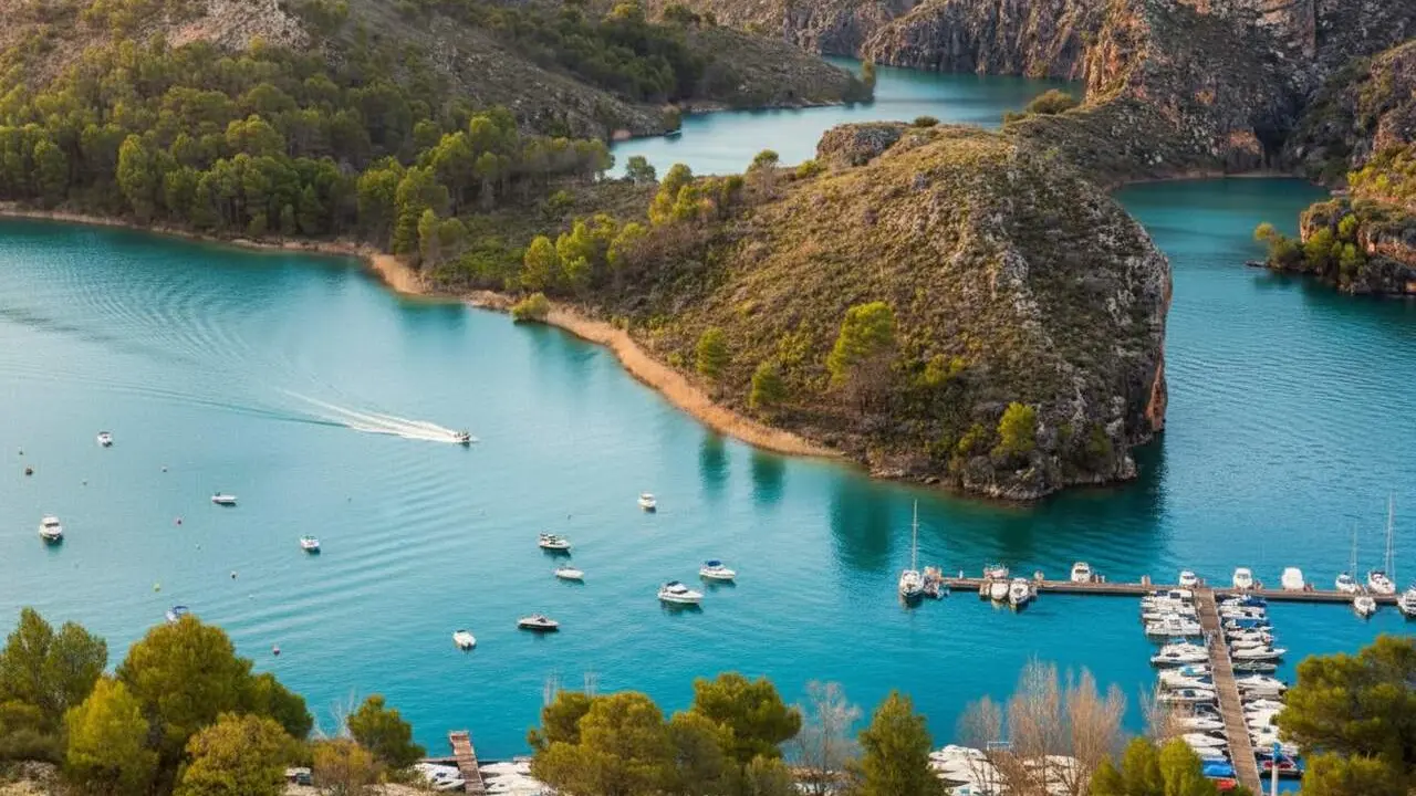  Paisatge espectacular de l'oasi d'aig&uuml;es turqueses de Bolarque a Guadalajara per gaudir aquest estiu amb plans sorprenents &mdash; Imagen generada por IA 