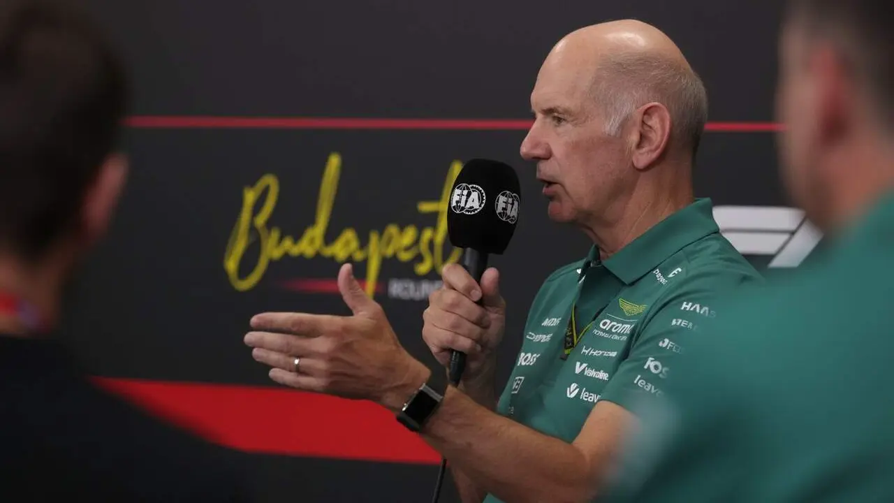  Aston Martin 2027 innovador model revela Adrian Newey claus sorprenents i avan&ccedil;os tecnol&ograve;gics en F&oacute;rmula 1 &mdash; Imagen generada por IA 