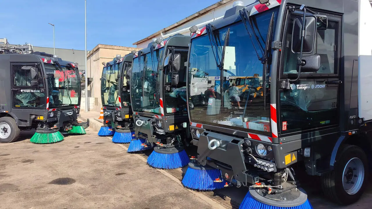 Imatge d'alguns dels nous vehicles que s'han incorporat al servei de neteja de Tarragona
Font: Redacci&oacute; / Agencia Catalana de Noticies