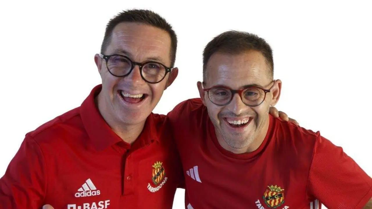 Els capitans del N&agrave;stic Genuine, &Aacute;lvaro Cano i Rub&eacute;n Almaz&aacute;n, seran pregoners de Santa Tecla 2026 a Tarragona 