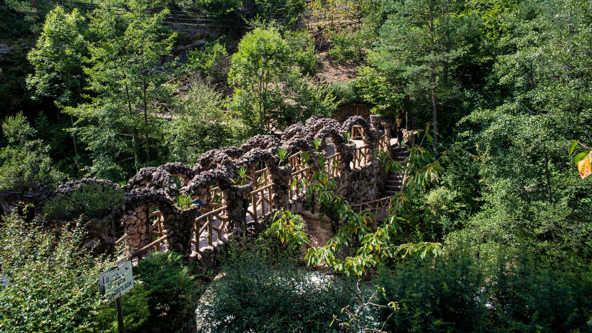 jardins-artigas-pont-darc-coix-pobla-lillet
