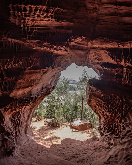 roca-foradada-mont-roig02