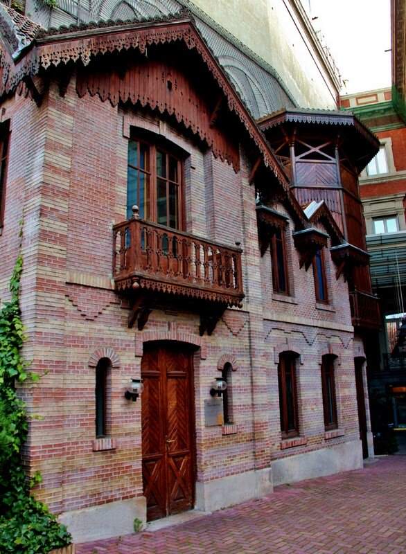 Actualmente, la llamada "Casa de Muñecas" son unas oficinas.